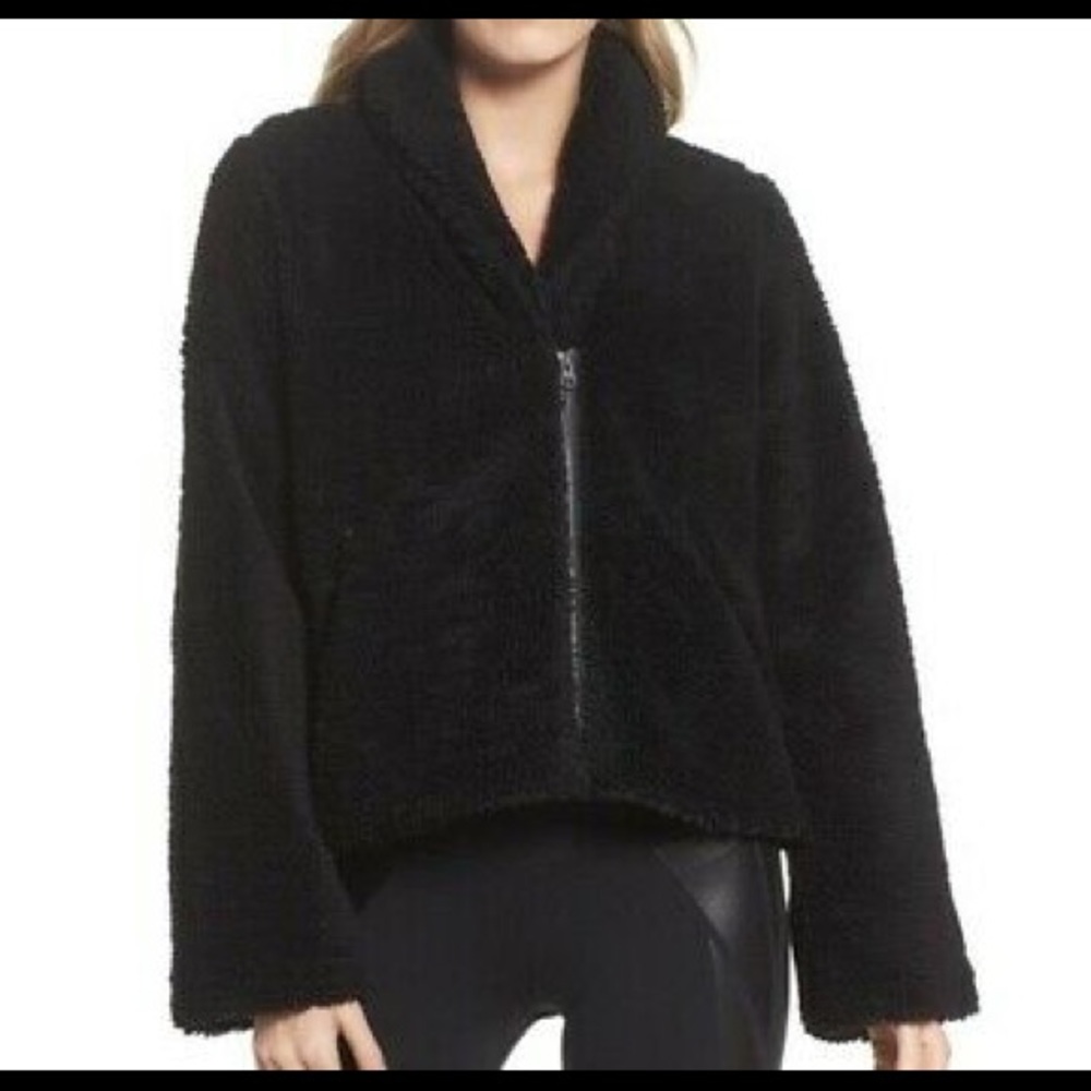 Alo yoga faux Sherpa jacket